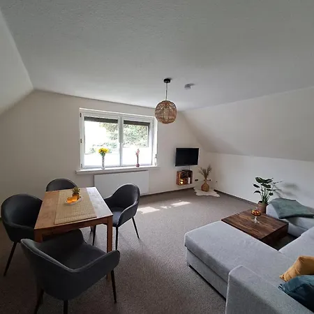 Bei Zittau Ferienwohnung Frieda Mit Camping Und Biker Huetten Am Zittauer Gebirge Exterior foto