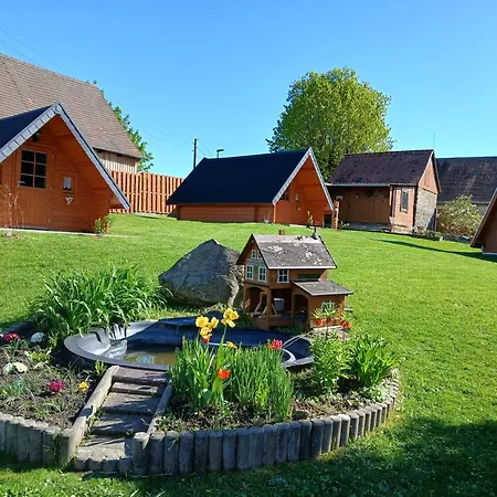 Bei Zittau Ferienwohnung Frieda Mit Camping Und Biker Huetten Am Zittauer Gebirge Exterior foto